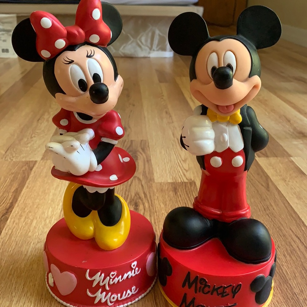 ❤️Mickey Mouse & Minnie Mouse Vintage Coin Banks❤️